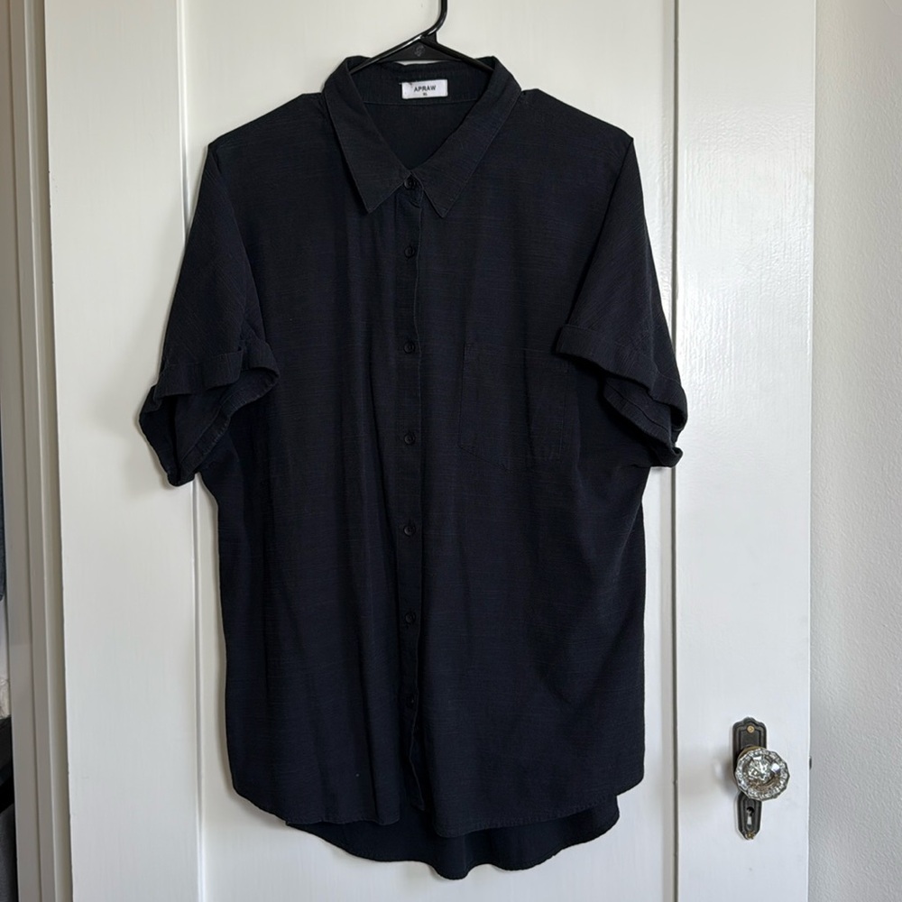 Apraw Black Textured Short-Sleeve Button-Up Shirt Men’s XL
